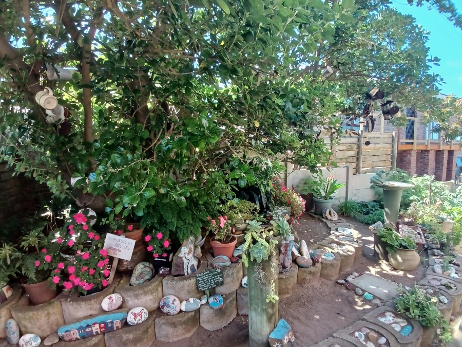 4 Bedroom Property for Sale in Dana Bay Western Cape